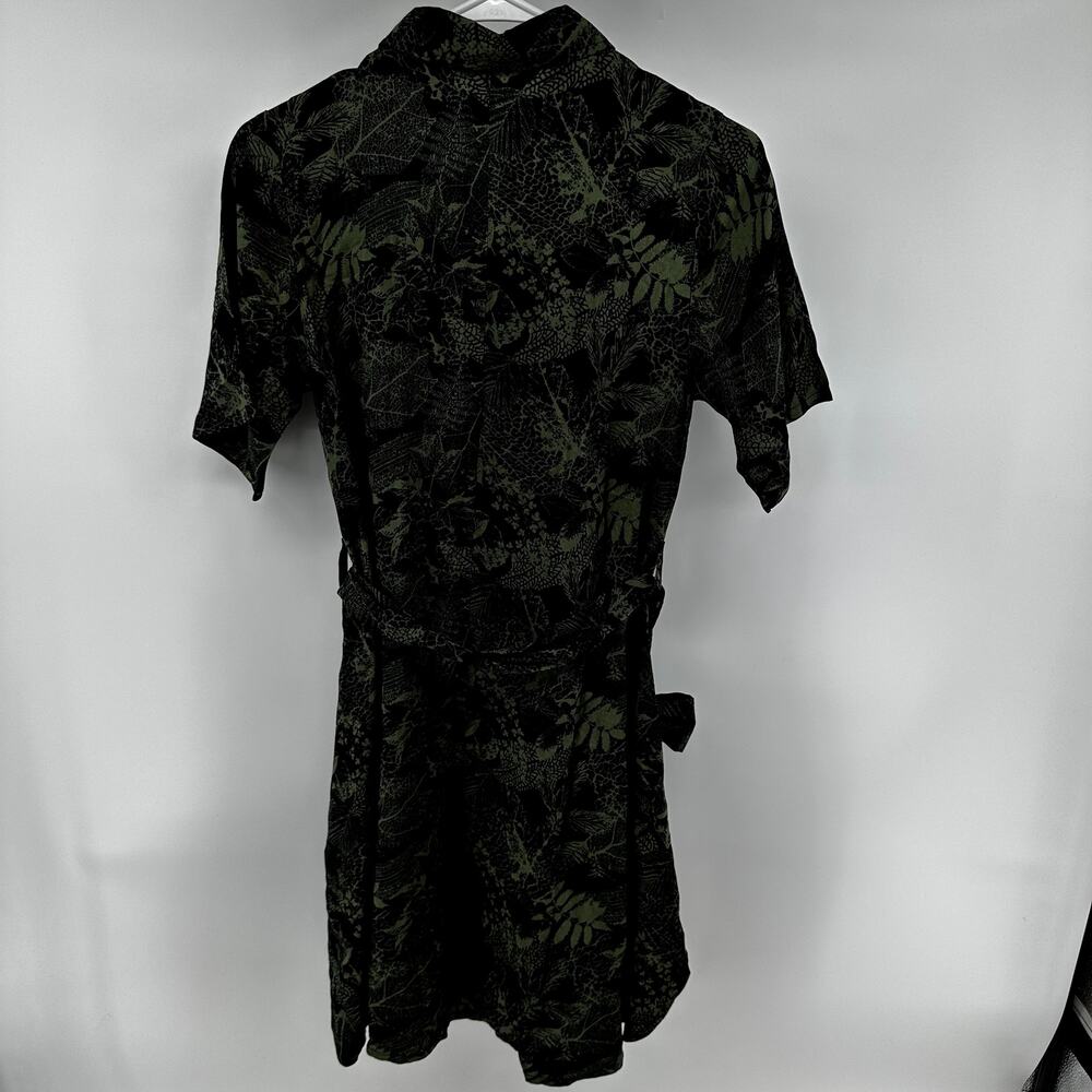 Disturbia Daphne Shirt Dress Leaf Print Button Tie Waist Green Black 4 NWT - Picture 5 of 5